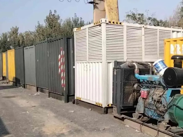 三山200KW柴油发电机机组每小时油耗是多少？